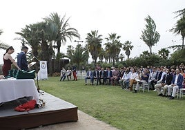 Acto celebrado en los jardines de Aralia en el año 2022 correspondiente a una graduación de la Facultad de Ciencias del Deporte.