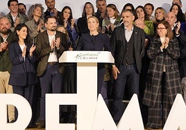 La presidenta extremeña, María Guardiola, en la presentación de la lista.
