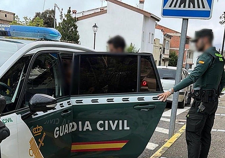 Dos hombres detenidos por un robo en un local de Jerte