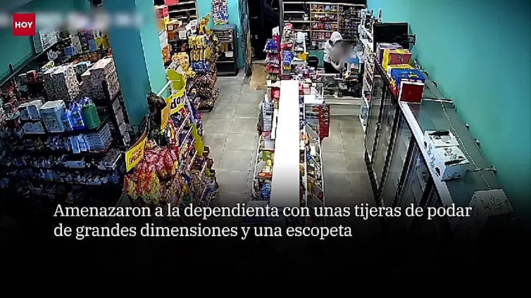 Cuatro detenidos tras agredir con una tijera de podar y robar en una tienda cerca del hospital de Mérida