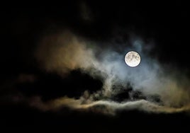 Llega la última superluna del año: cuándo podrá verse la Luna Fría, una de las más impresionantes