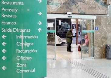 Colectivos de Badajoz exigen al Ayuntamiento un refugio para los sintecho ante la llegada del frío