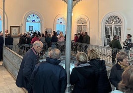 El salón de plenos del Ayuntamiento de Granja de Torrehermosa se quedó pequeño el pasado 17 de noviembre.