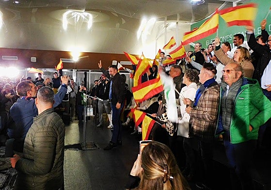 Abascal recibido con entusiasmo en Navalmoral