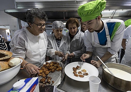 Dulces que despiertan recuerdos: la innovadora terapia contra el alzhéimer en Extremadura