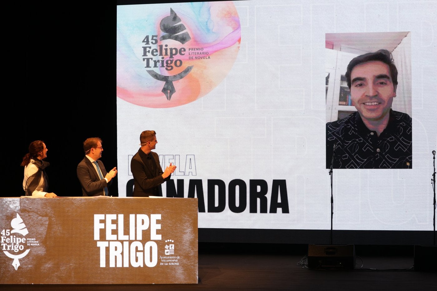 Momento de la videollamada con el ganador Diego Vaya.