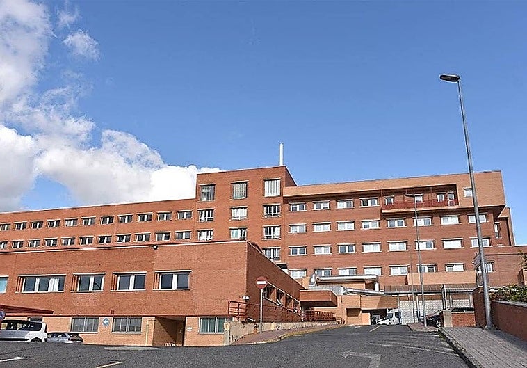 Herida una mujer de 49 años tras sufrir una salida de vía en El Batán