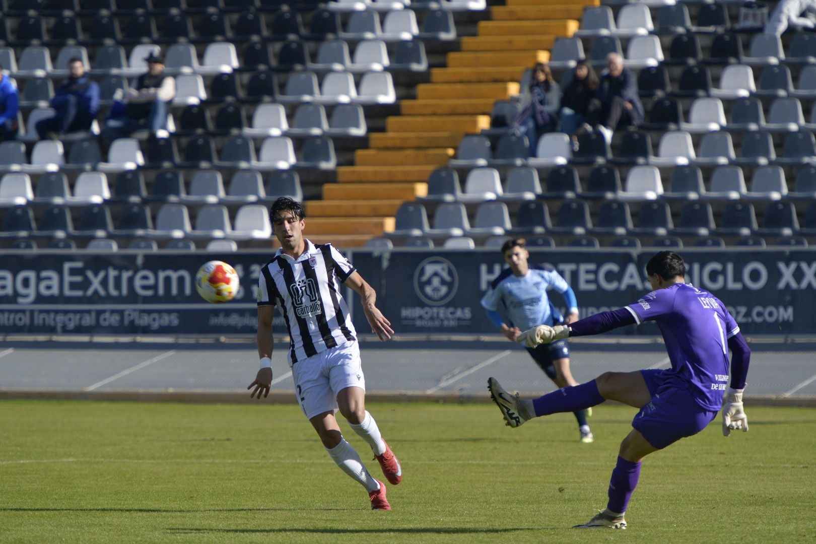 Las mejores imágenes del partido CD Badajoz-CF Villanovense