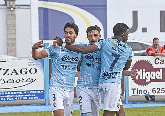 Alegría celeste tras el tanto anotado por Jacobo.