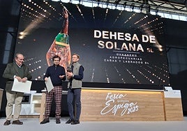 Entrega del premio Gran Espiga al mejor jamón ibérico esta mañana.