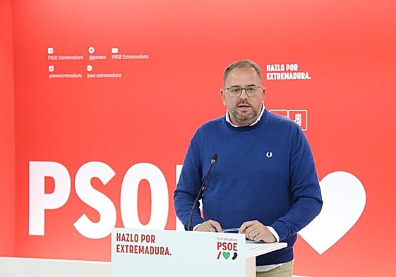 Antonio Rodríguez Osuna, portavoz del Comité Electoral del PSOE extremeño.