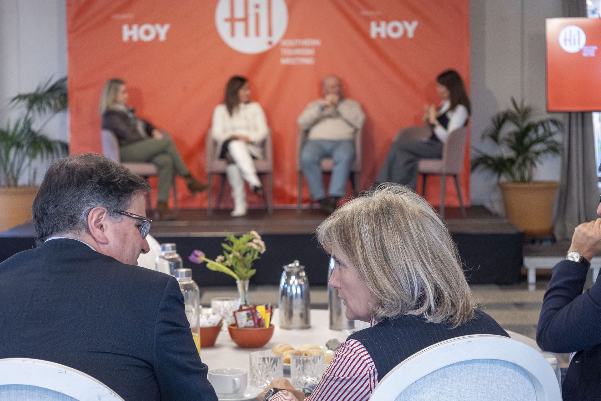 Fotos| Así ha sido el encuentro sobre turismo