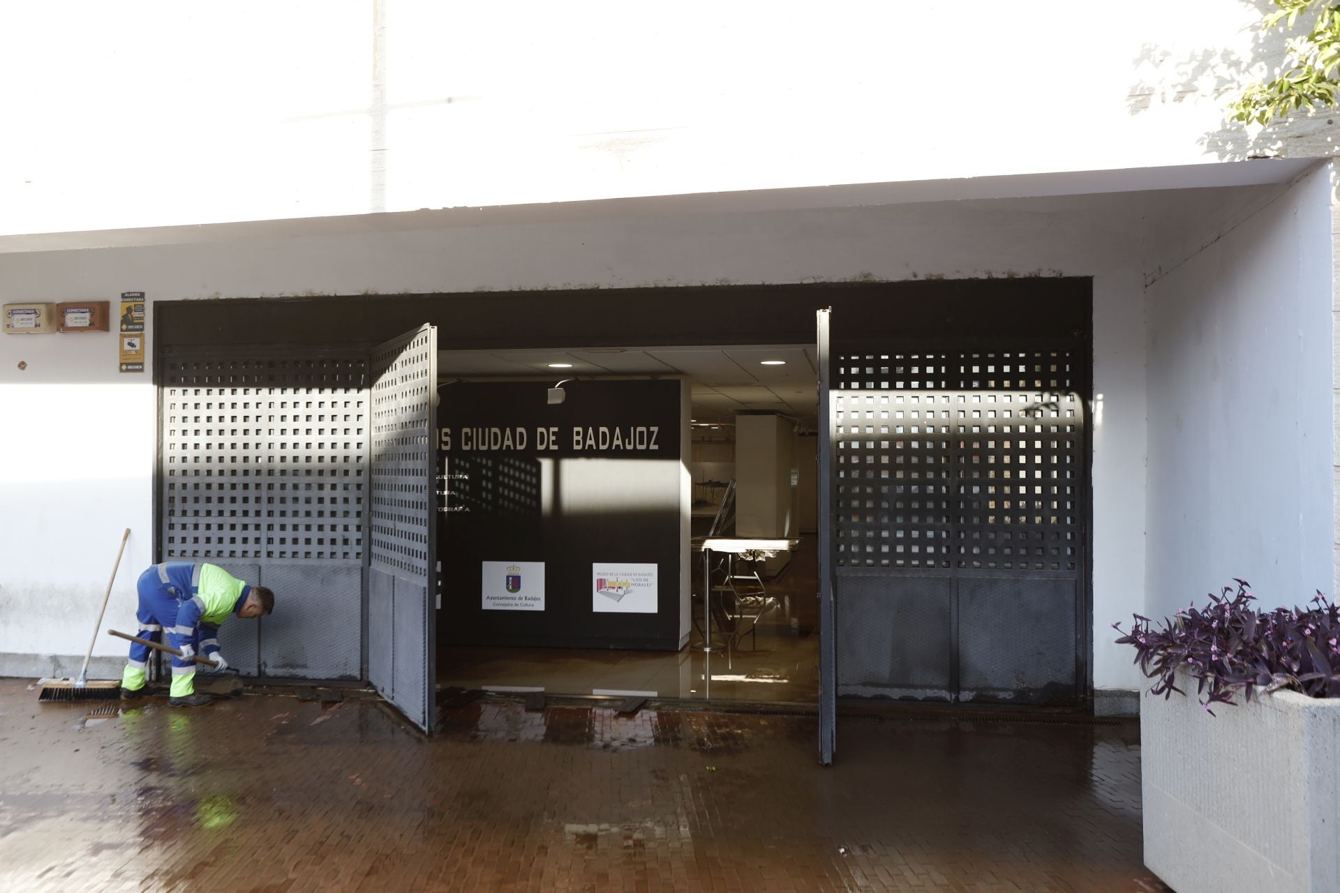 La inundación del Museo Luis de Morales de Badajoz, en imágenes