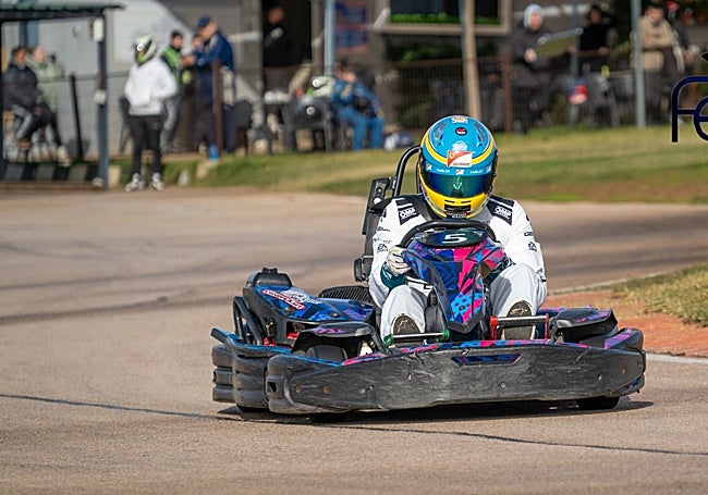 El circuito cacereño disfrutó de momentos de emoción con los karts participantes.