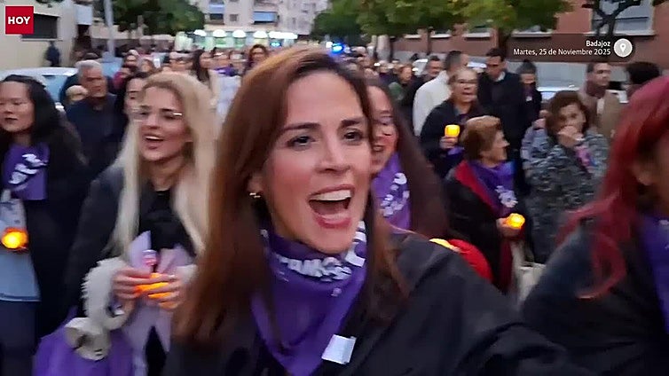 350 personas claman en Badajoz contra la violencia machista, una lacra «que va en aumento»