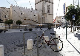 Las luces de Navidad se han caído al suelo de la Plaza de España este martes