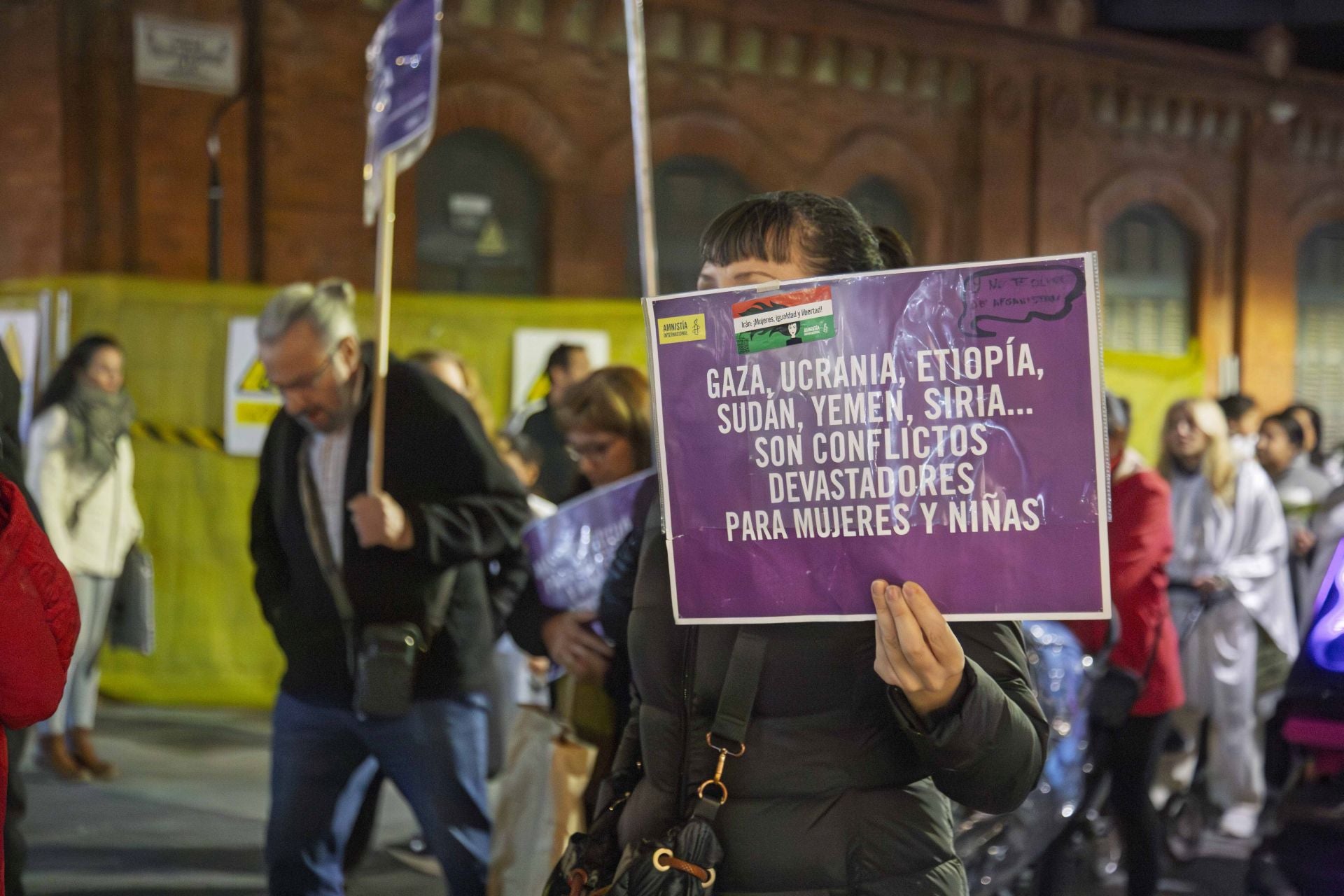 Manifestación celebrada en Mérida con motivo del 25-N.