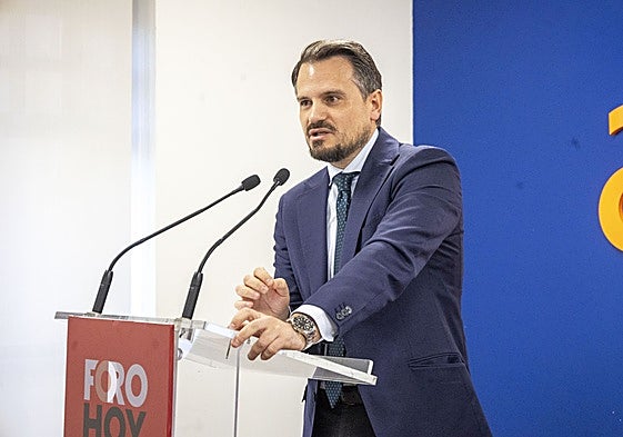 Abel Bautista, en un momento de su intervención en el Foro HOY.