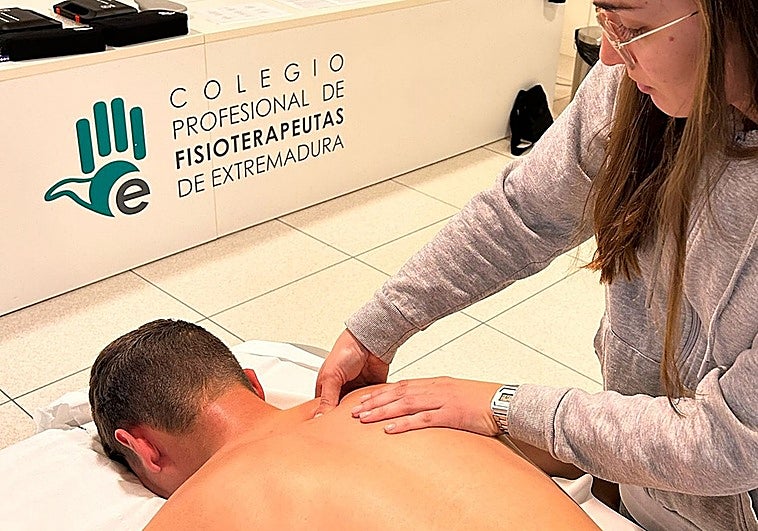 El SES crea 19 nuevas plazas de fisioterapeuta para reforzar la atención al dolor crónico