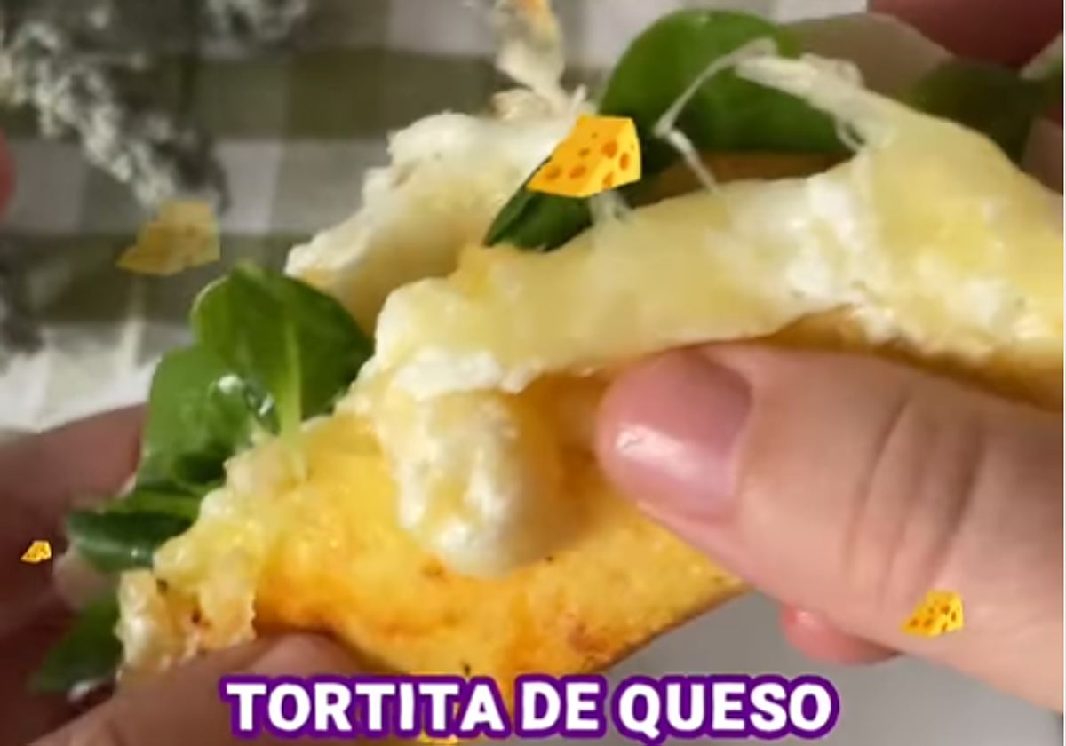 Tortitas de huevo y queso