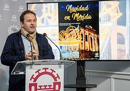 El delegado de Cultura, Antonio Vélez, esta mañana.