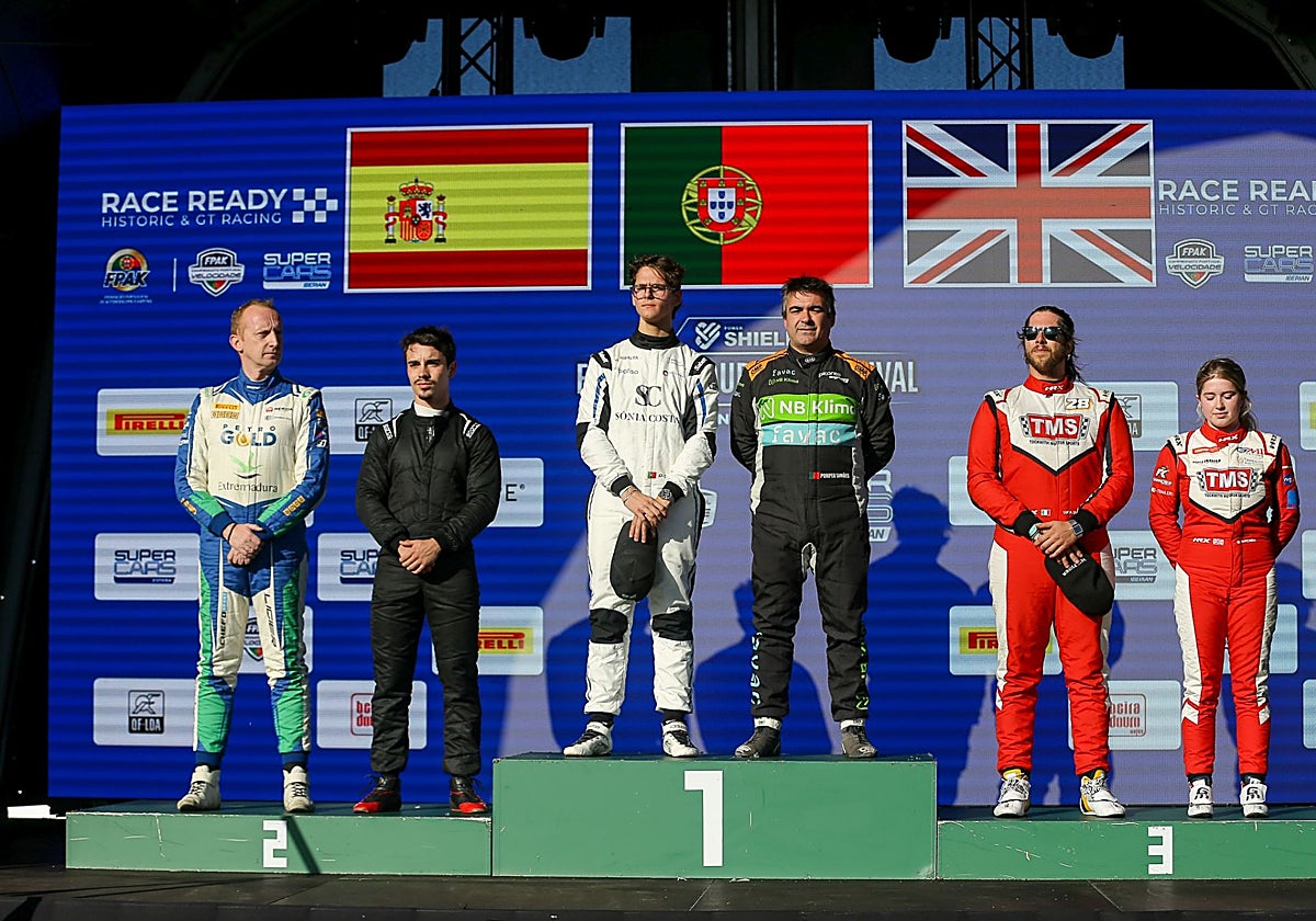 Iberian Ángel Santos, subcampeón de Iberian Supercars | Hoy