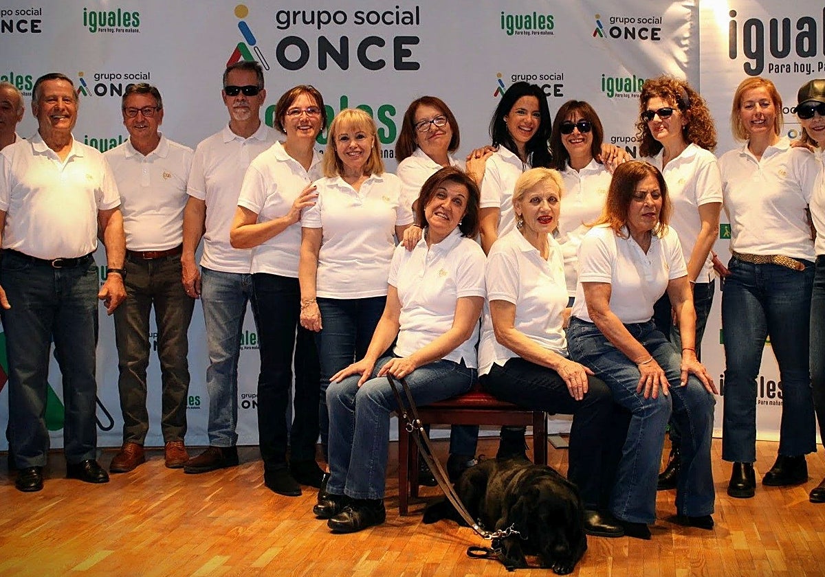 Integrantes del coro Cauri, del grupo ONCE.