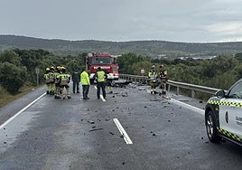 Accidente de tráfico con cuatro muertos en la circunvalación de la N-630 a su paso por Plasencia, el más grave en lo que va de 2025.