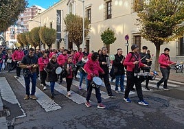 Los tambores del grupo de percusión Pata Negra encabezaron la manifestación.