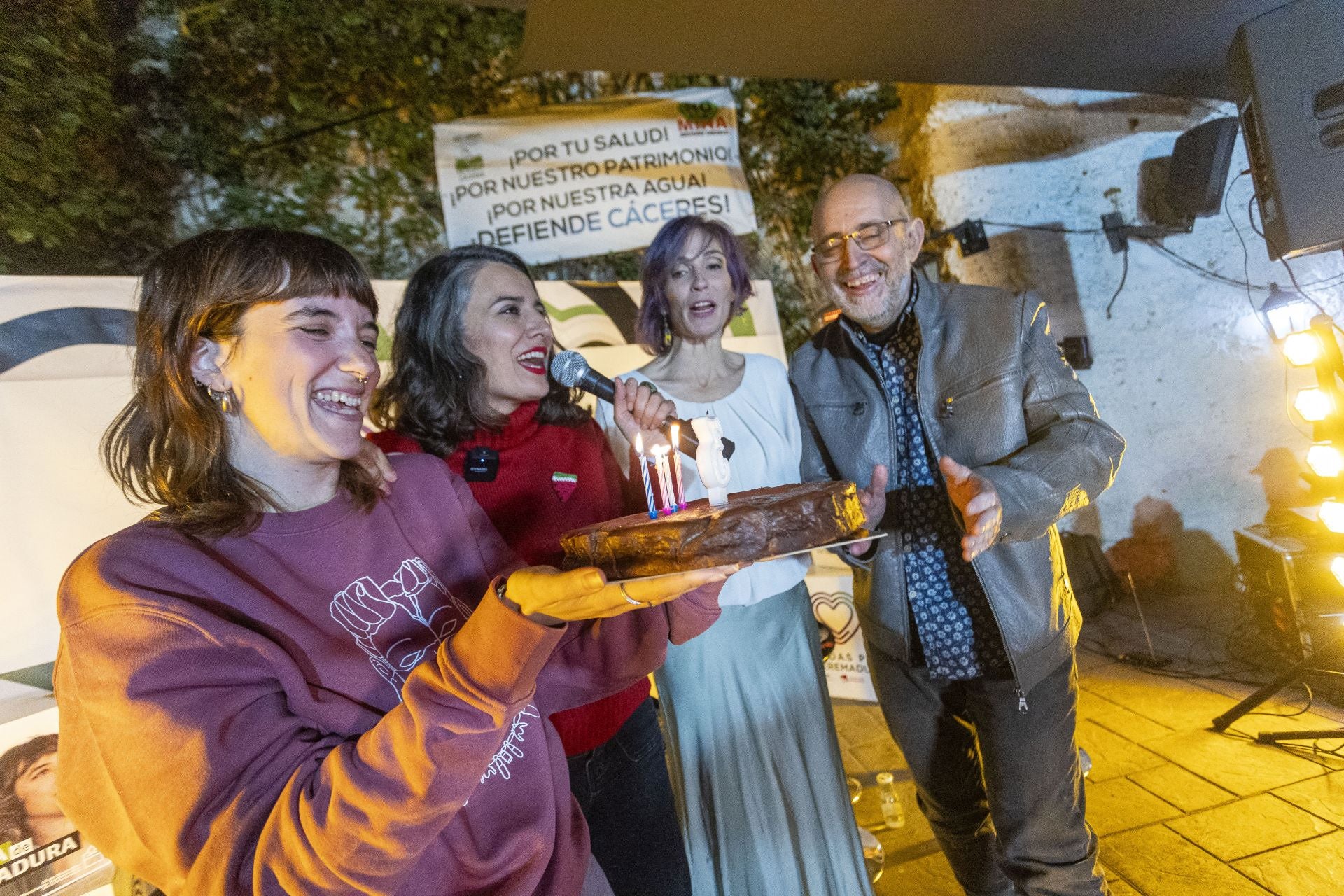 Fotos | Unidas por Extremadura arranca la campaña en Cáceres