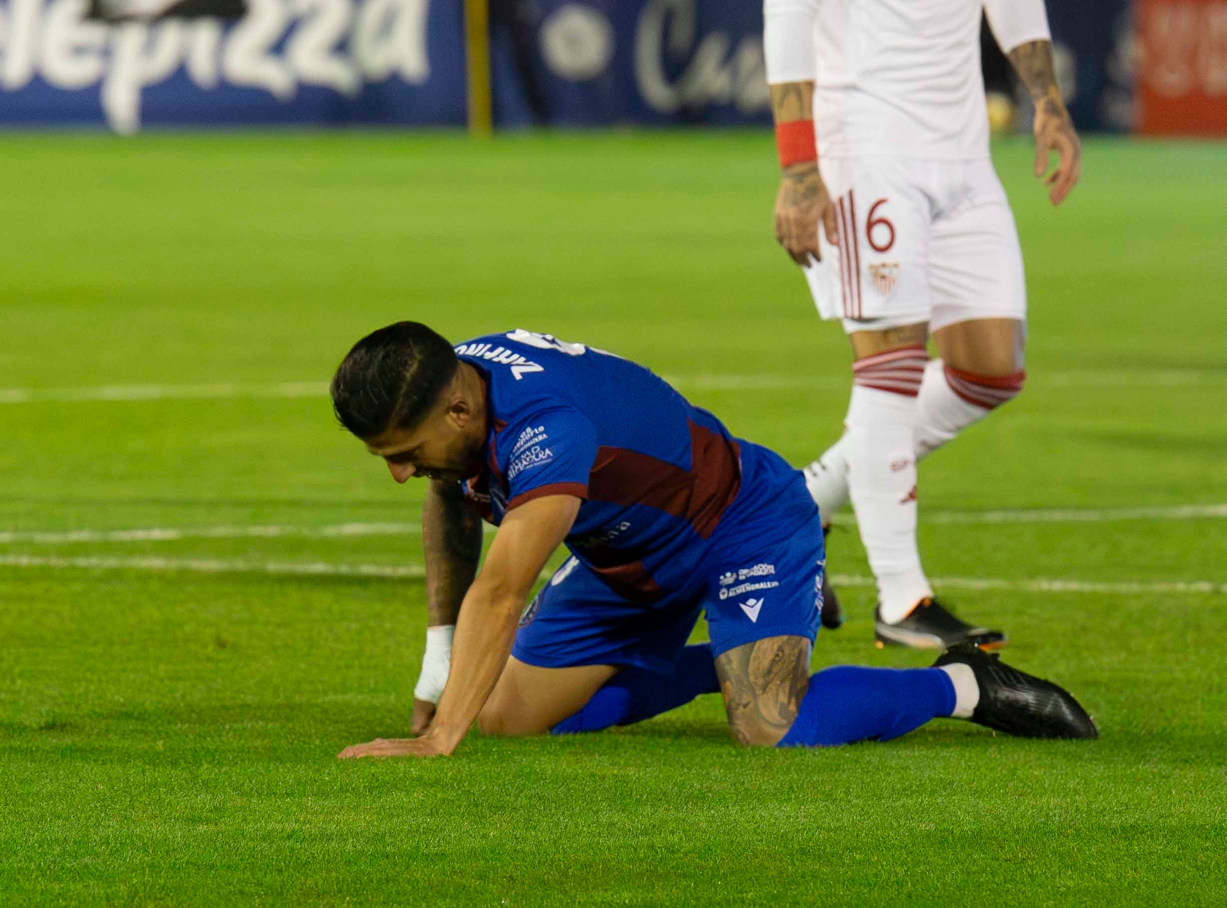 Fotos | Las mejores imágenes del partido Extremadura-Sevilla