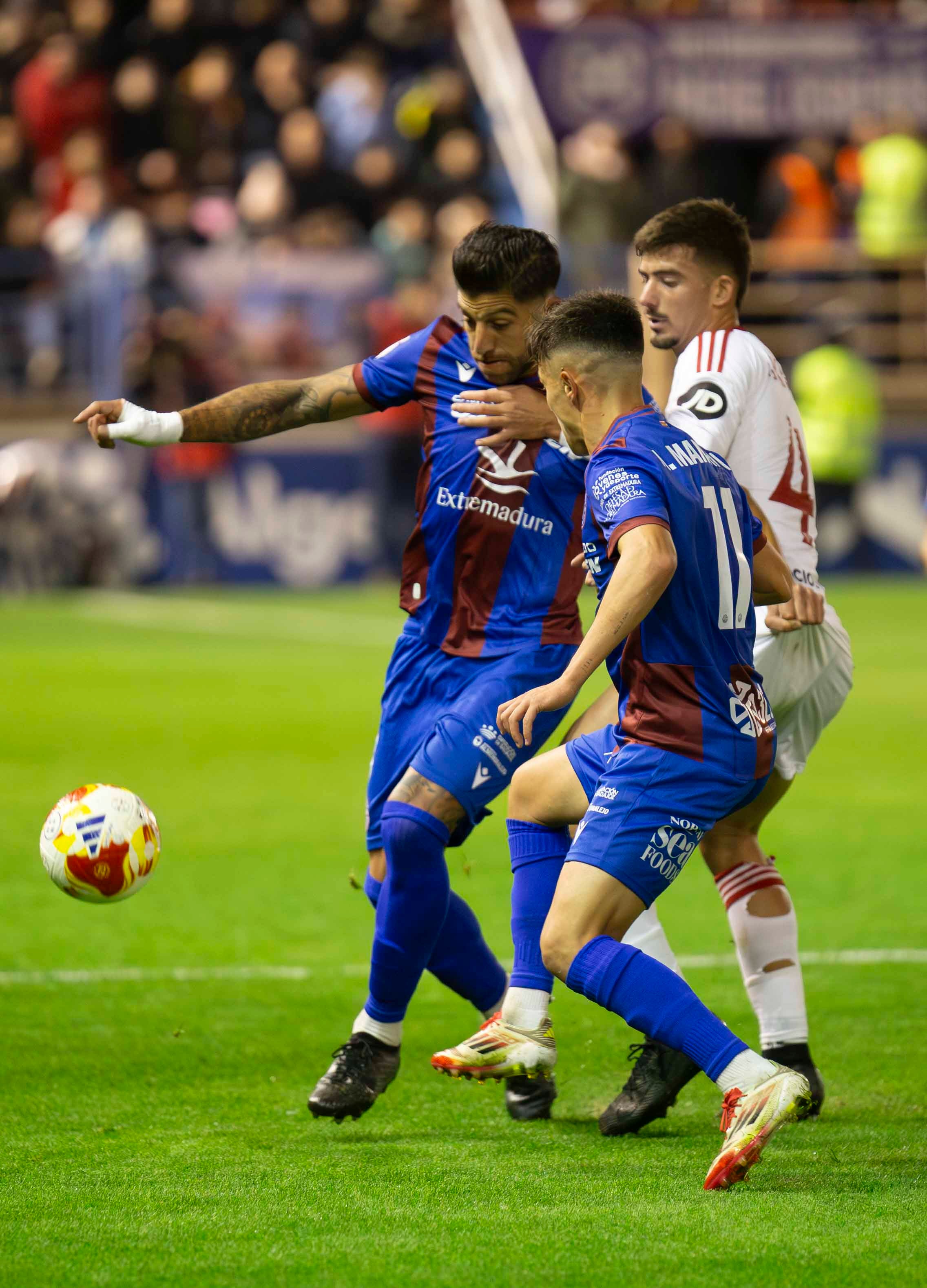 Fotos | Las mejores imágenes del partido Extremadura-Sevilla