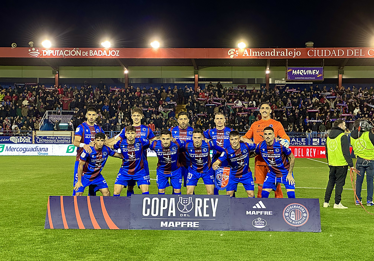 Once inicial del Extremadura.