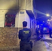 Dispositivo desplegado en la vivienda incendiada.