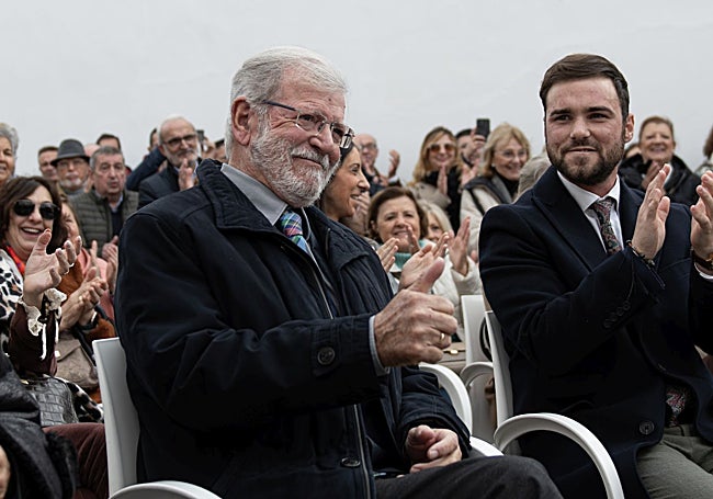 Juan Carlos Rodríguez Ibarra, con el alcalde de Jerez, Raúl Gordillo.