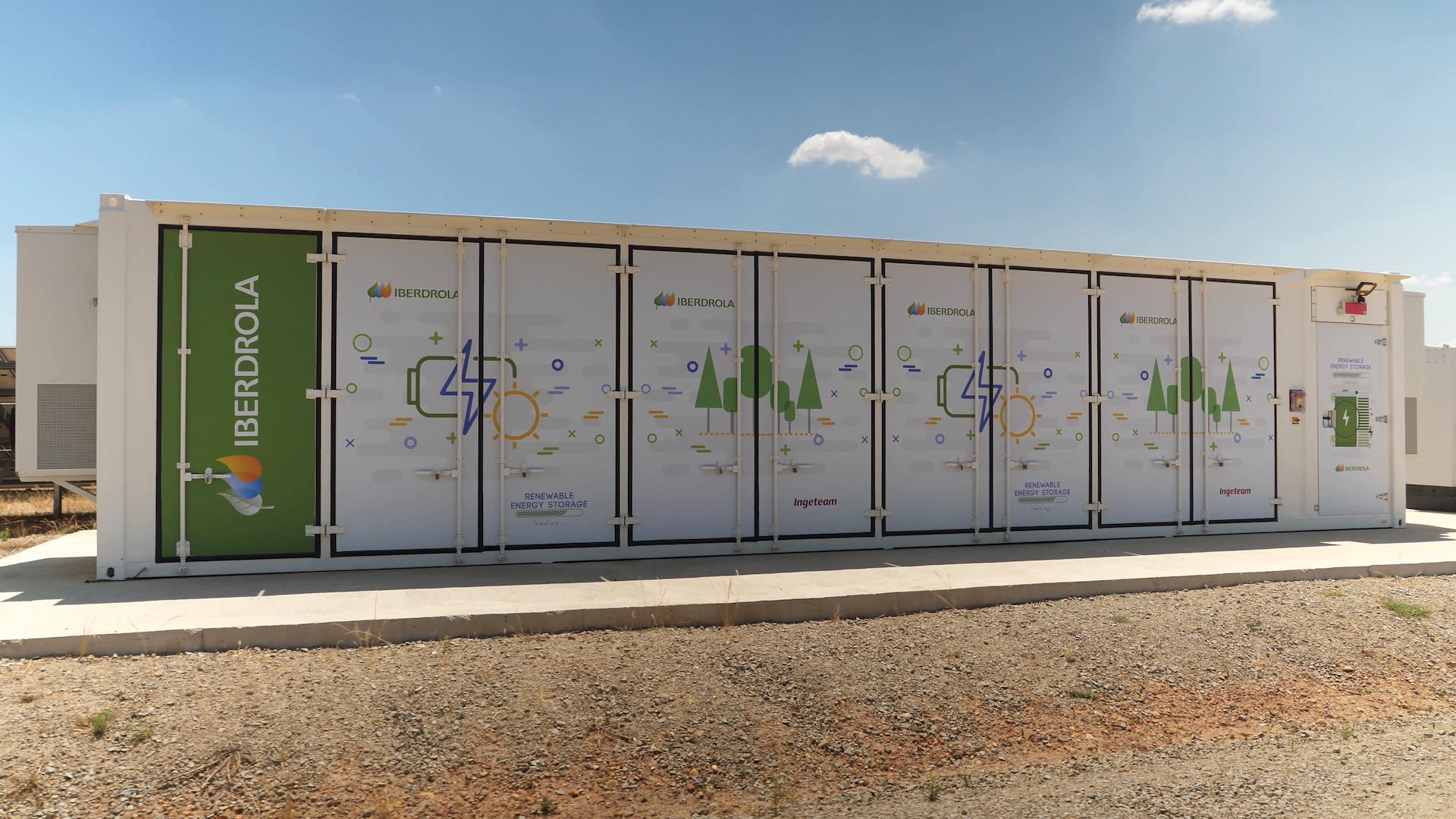 Batería hibridada con tecnología fotovoltaica instalada en Campo Arañuelo III, en Extremadura