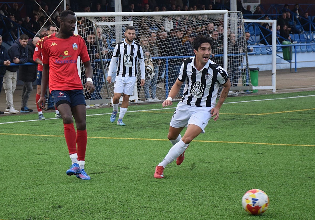 Borja Domingo volvió a dar una nueva victoria al Badajoz en su visita al Montehermoso.