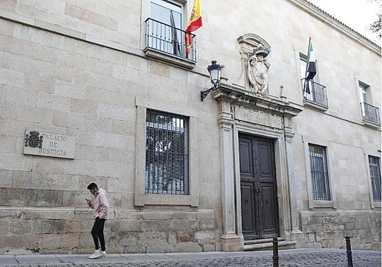 El TSJ ratifica la incapacidad permanente a un trabajador forestal autónomo con obesidad mórbida, ansiedad y depresión