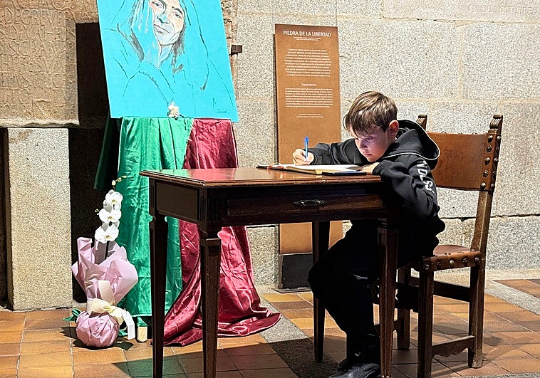 El libro donde late el agradecimiento a un poeta: Roberto Iniesta