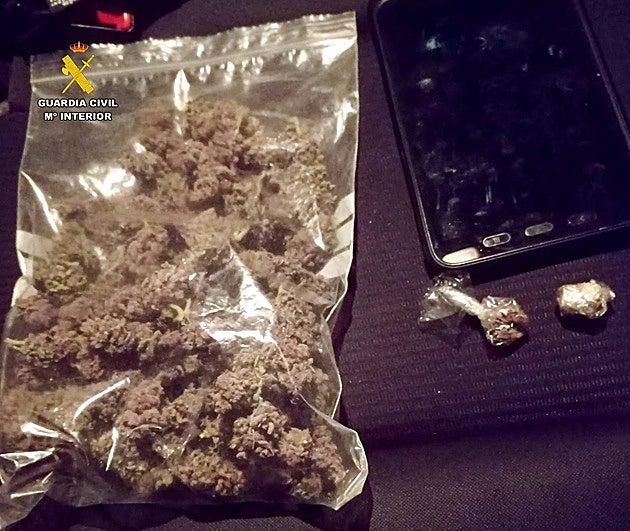 Detenido con más de 100 gramos de marihuana en el coche en la provincia de Cáceres