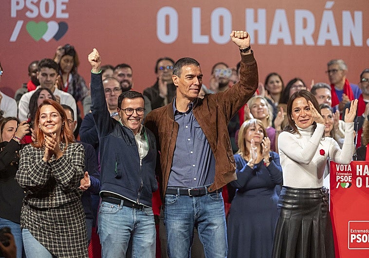 Las socialistas extremeñas piden a Pedro Sánchez «mano dura ante los acosadores»