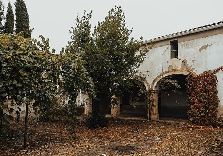 Este rincón de Extremadura esconde una casa solariega del siglo XVIII que es ahora un escenario de película