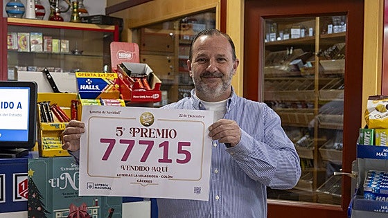 Un 'pellizco' de 6.000 euros en una administración con suerte de Cáceres: «Por lo menos se queda aquí en el barrio»