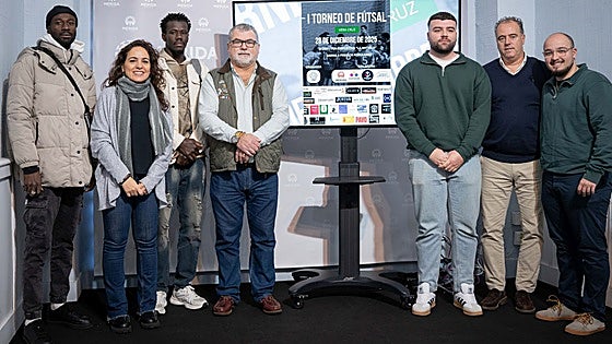El pabellón de La Antigua acoge un torneo de fútbol sala de la Vera Cruz