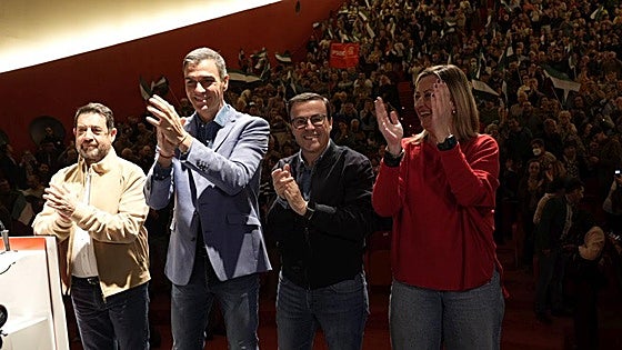 Blanca Martín estudia postularse para liderar el PSOE de Extremadura