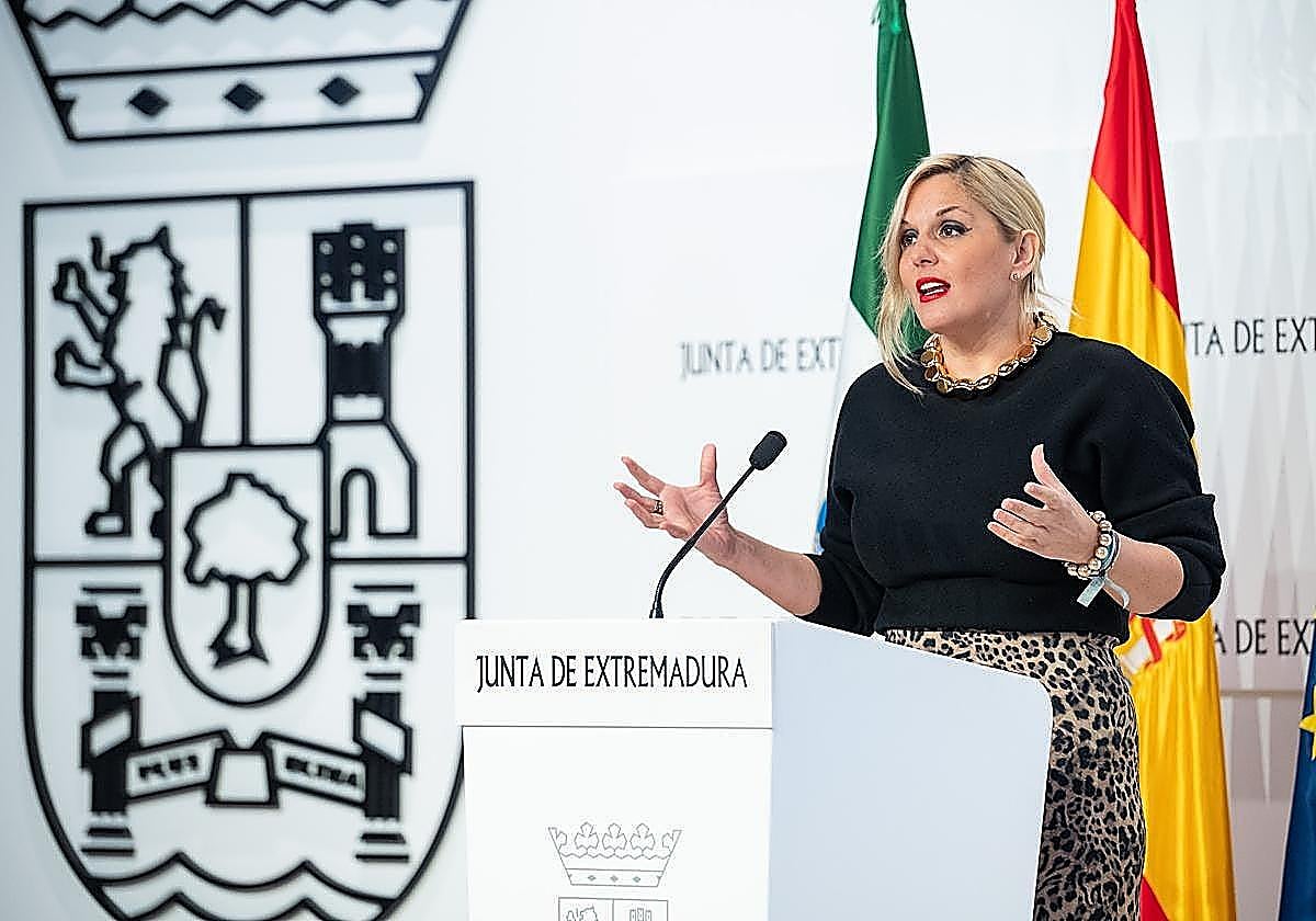La Junta abonará «a más tardar» en enero la subida salarial por un «problema técnico»
