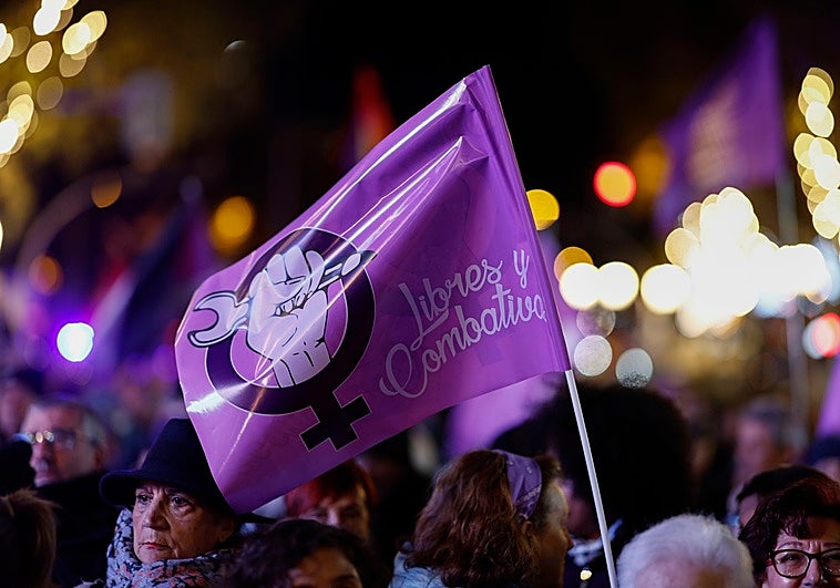 Seis huérfanos de víctimas de violencia de género han pedido este año la ayuda de la Junta