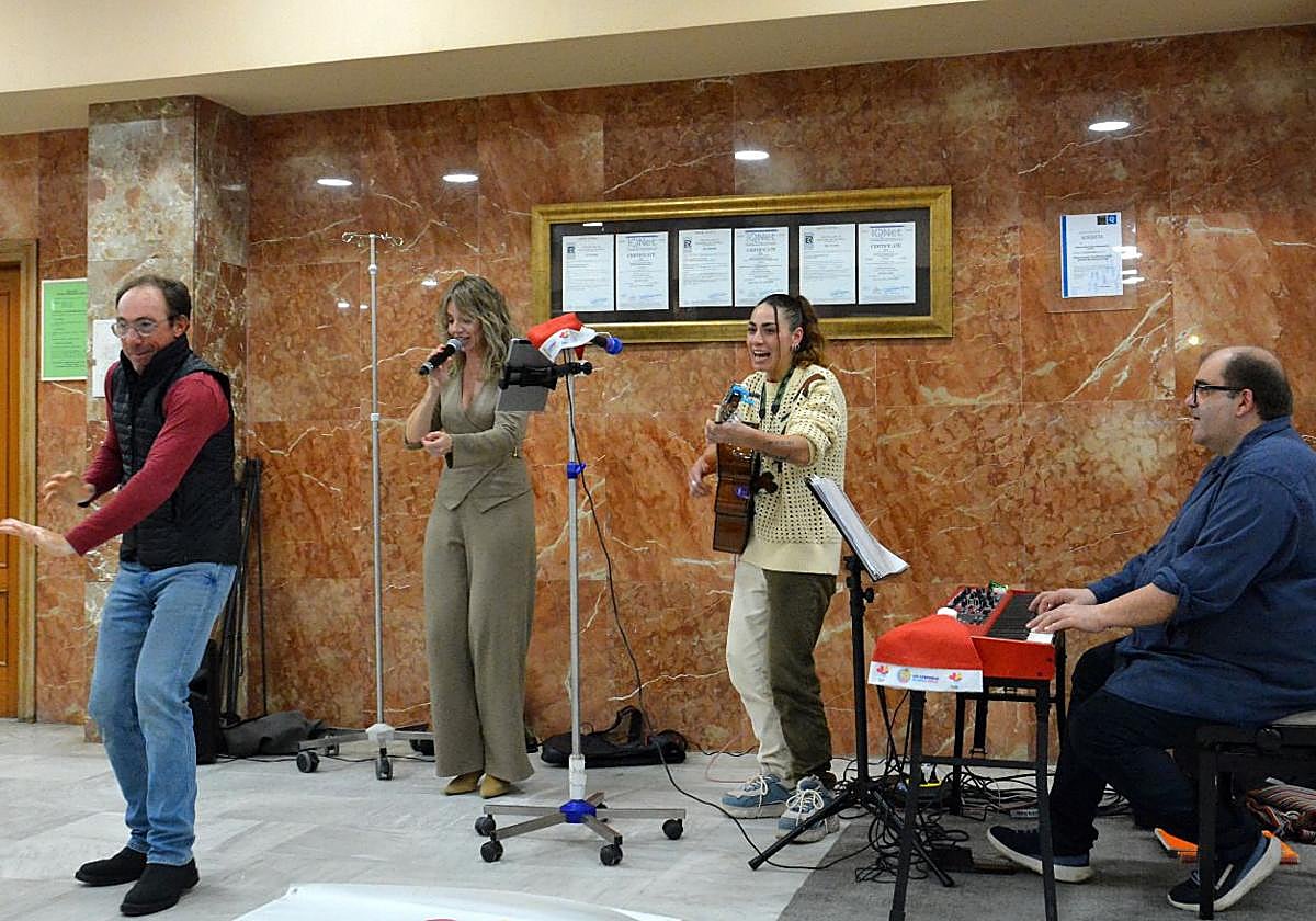 Concierto en el recibidor del Hospital Universitario.