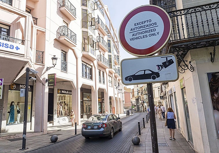 La ZBE de Cáceres entra en vigor sin restricciones adicionales para circular por la parte antigua