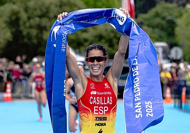 Miriam Casillas celebra su victoria en la Copa del Mundo de Chile.